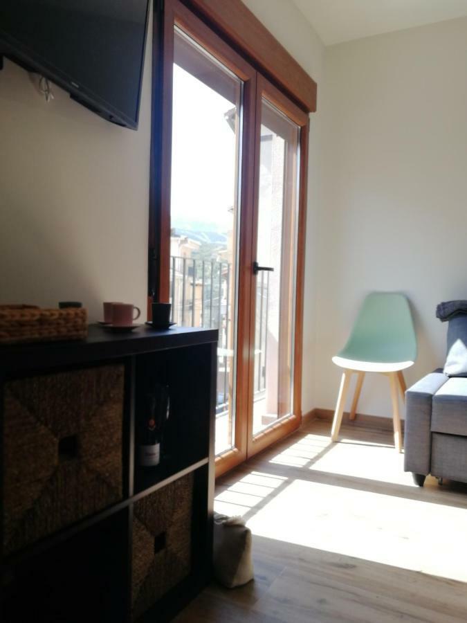 Apartamentos La Reunion Камарена де ла Сиера Екстериор снимка
