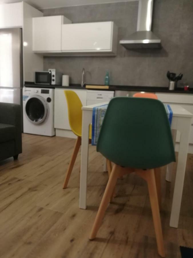 Apartamentos La Reunion Камарена де ла Сиера Екстериор снимка